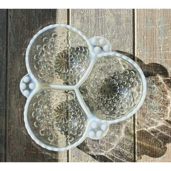 Moonstone Clear Opalescent Anchor Hocking 3 Part Dish Vintage White Trim Bowl - Picture 2 of 10